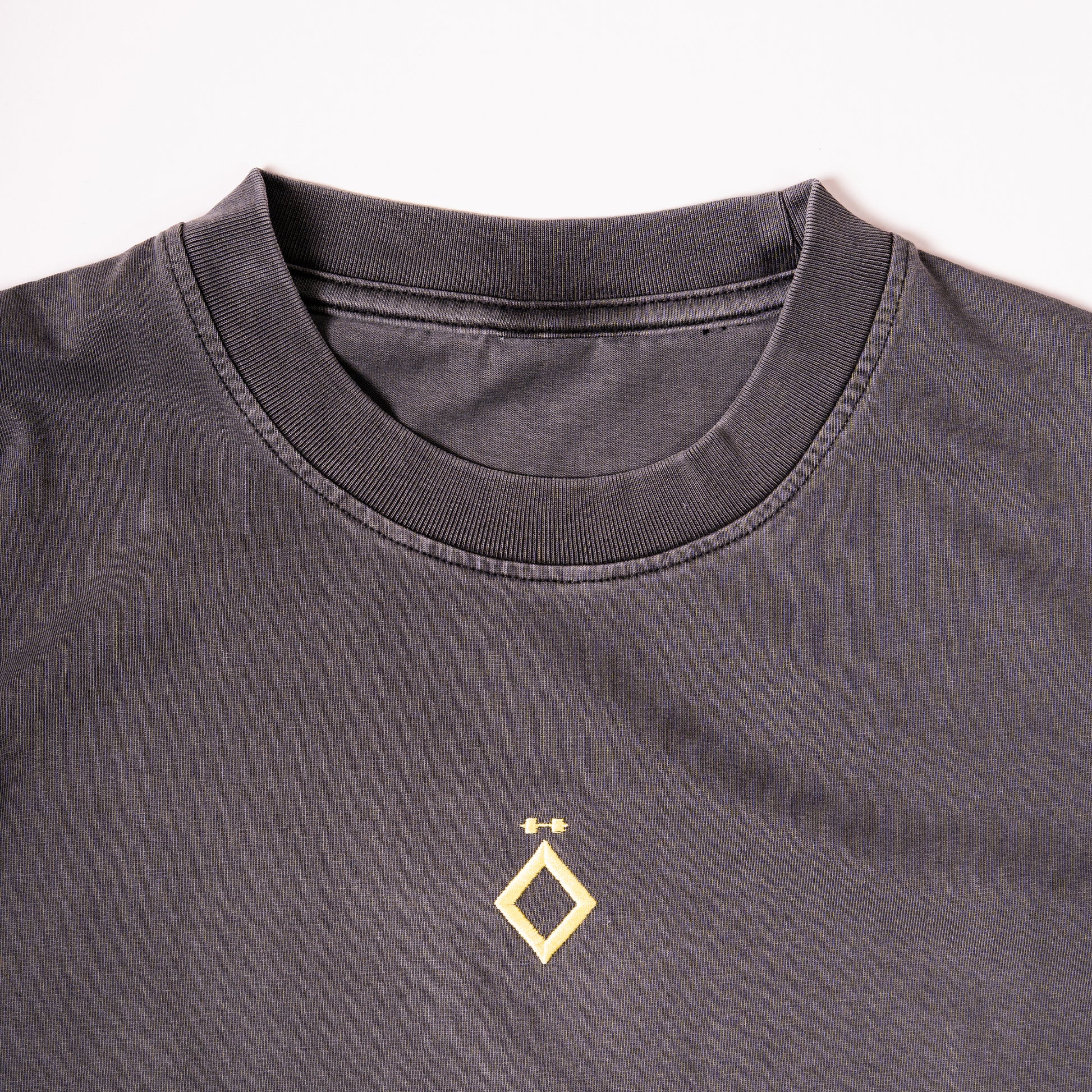 Men’s oversized stone-gray t-shirt